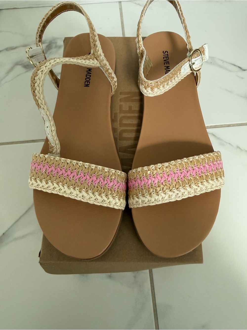 Girls size 5 RSteve Madden Pink-Accent Woven Strap Sandals